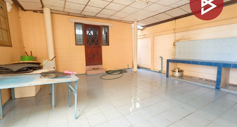 Haus zum Kauf mit 5 Zimmer in Mueang Samut Sakhon, Samut Sakhon