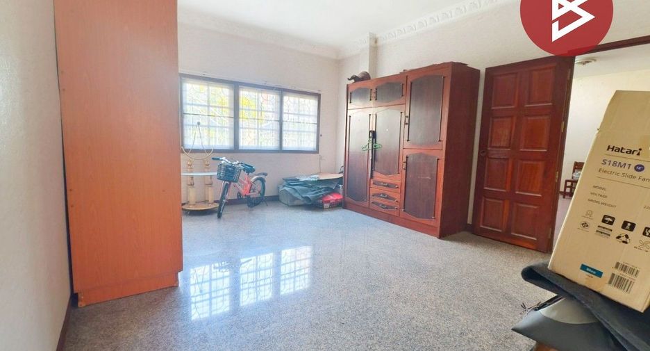 Haus zum Kauf mit 5 Zimmer in Mueang Samut Sakhon, Samut Sakhon