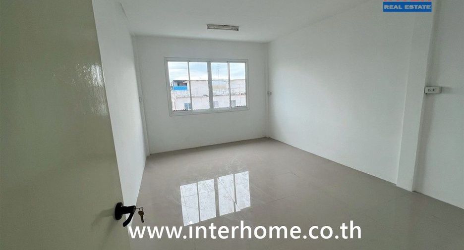Gewerbefläche zum Kauf mit 4 Zimmer in Rat Burana, Bangkok