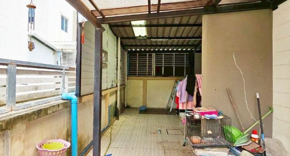 Haus zum Kauf mit 3 Zimmer in Si Racha, Chonburi