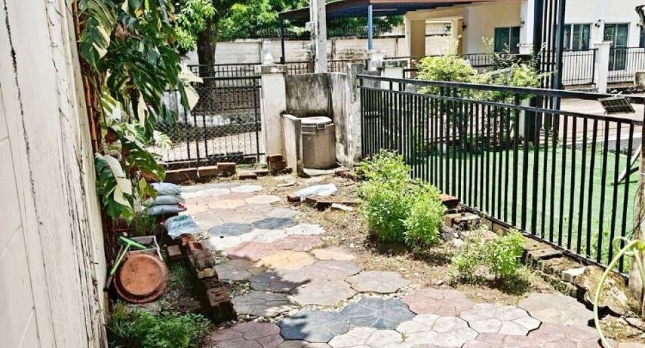 Haus zum Kauf mit 3 Zimmer in Si Racha, Chonburi
