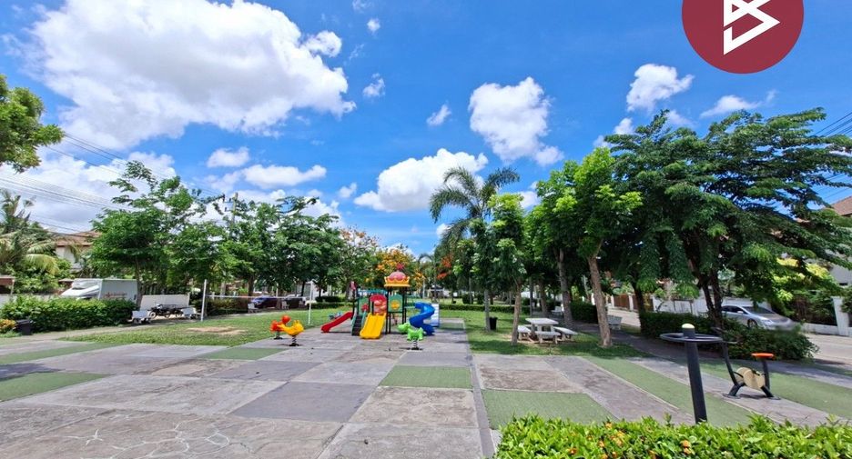 Haus zum Kauf mit 3 Zimmer in Si Racha, Chonburi