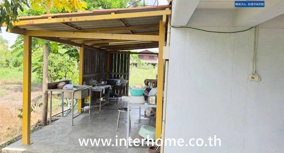 À vendre 3 chambres maison à Sai Noi, Nonthaburi