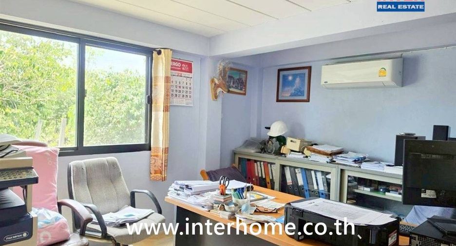 À vendre 3 chambres maison à Sai Noi, Nonthaburi
