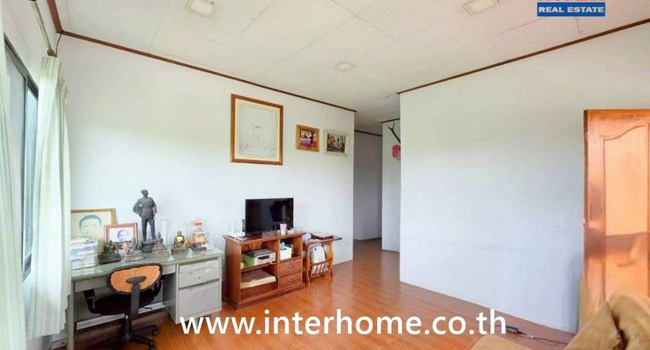 À vendre 3 chambres maison à Sai Noi, Nonthaburi