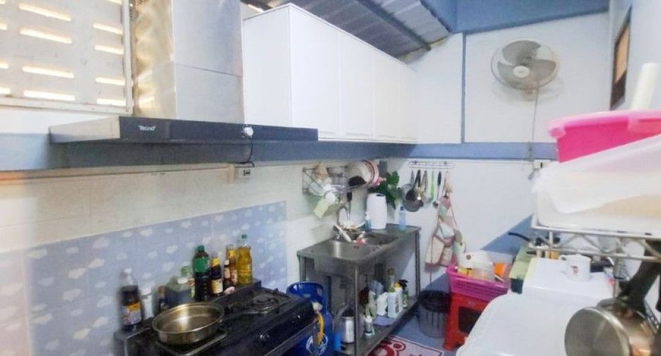 For sale 2 bedrooms townhouse in Mueang Chon Buri, Chonburi