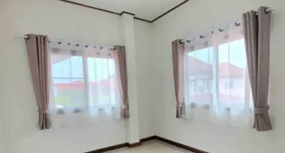 Продажа 4 спальни дом в Mueang Chon Buri, Чонбури