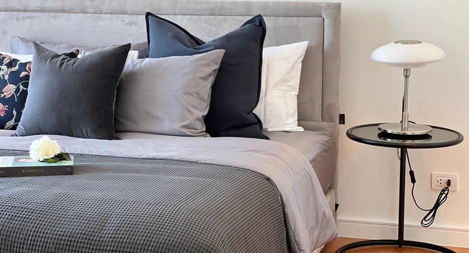 For rent 2 bedrooms condo in Khlong Toei, Bangkok
