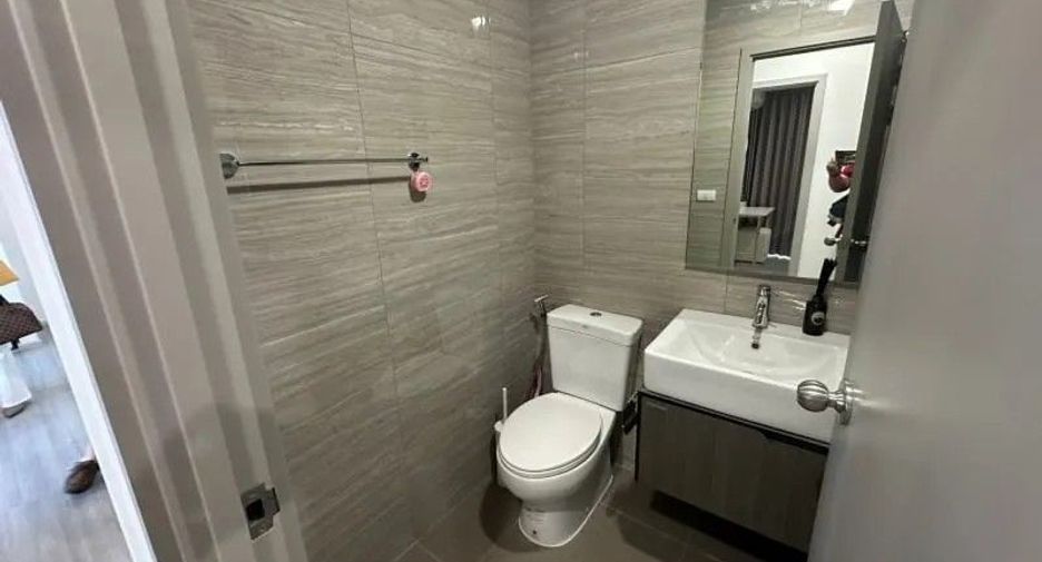 Condo en venta de 2 habitaciones en Bang Phlat, Bangkok