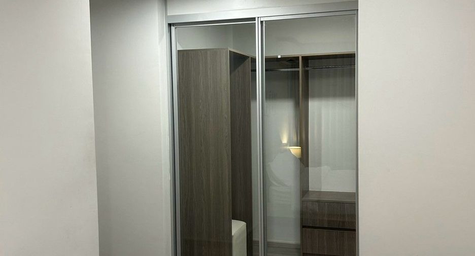 À vendre 2 chambres condo à Bang Phlat, Bangkok