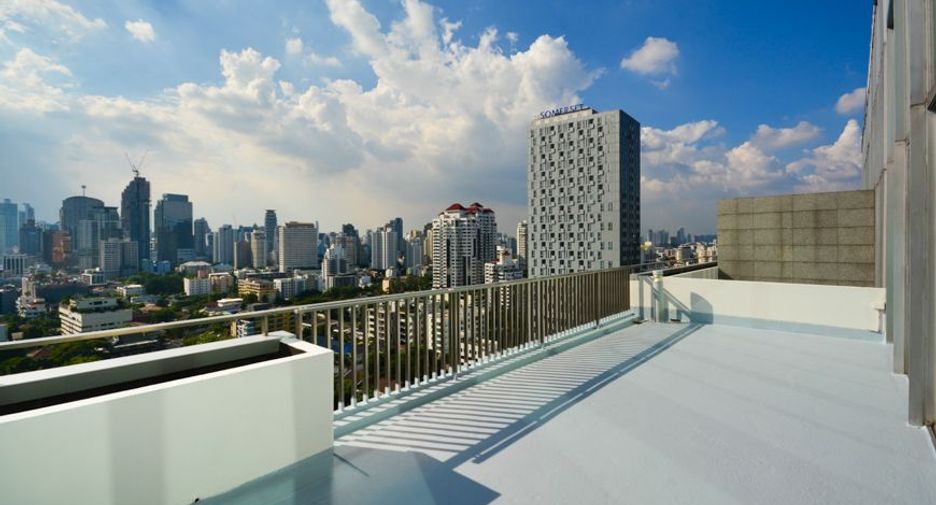 For rent 5 ベッドルーム apartment in Khlong Toei, Bangkok