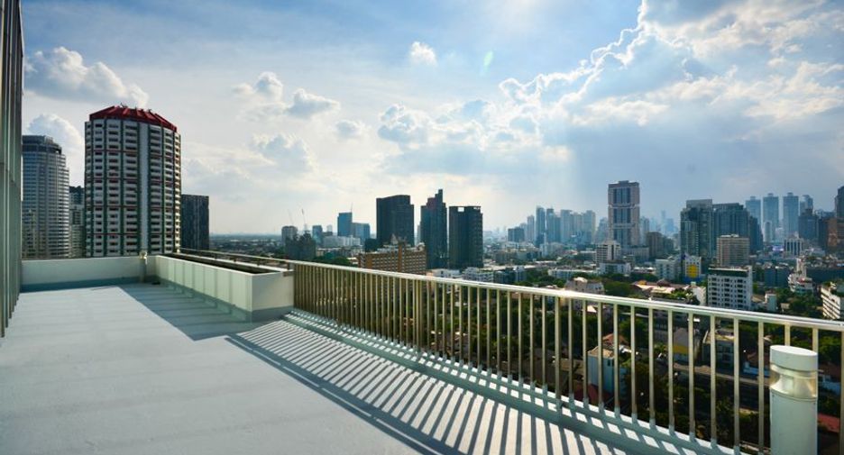 For rent 5 ベッドルーム apartment in Khlong Toei, Bangkok