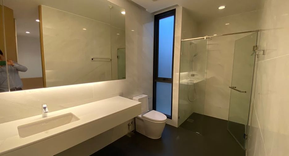 For rent 4 ベッドルーム apartment in Khlong Toei, Bangkok