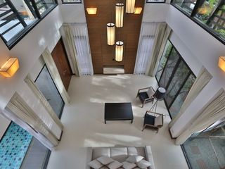 Haus zur Miete mit 3 Zimmer in Watthana, Bangkok