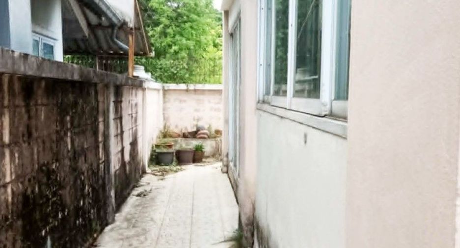 For sale 3 bedrooms house in Sai Mai, Bangkok