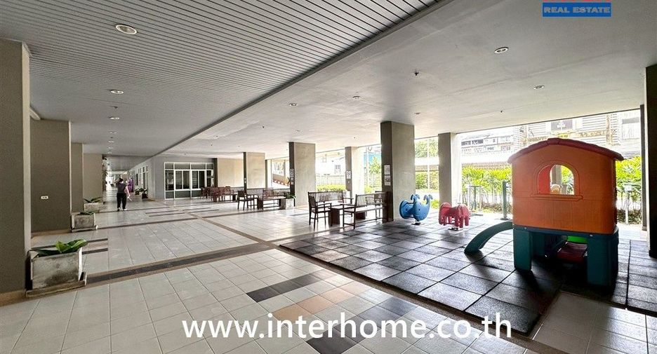For sale 1 bed condo in Wang Thonglang, Bangkok