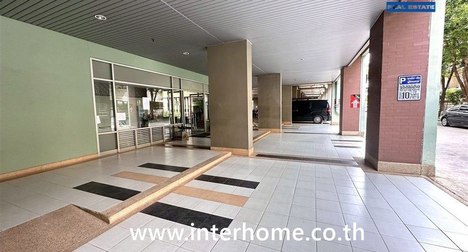 For sale 1 bed condo in Wang Thonglang, Bangkok