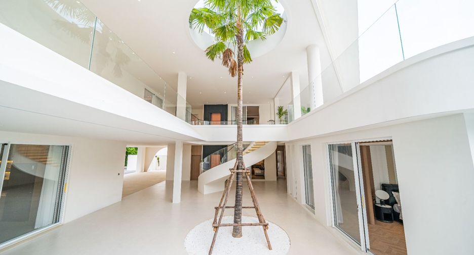 À vendre 8 chambres villa à Huay Yai, Pattaya