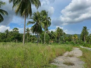 Terreno en venta en Si Racha, Chonburi