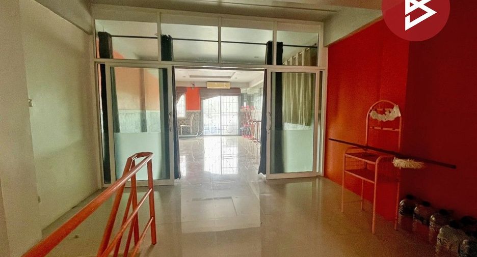 For sale 2 bedrooms retail Space in Mueang Chon Buri, Chonburi
