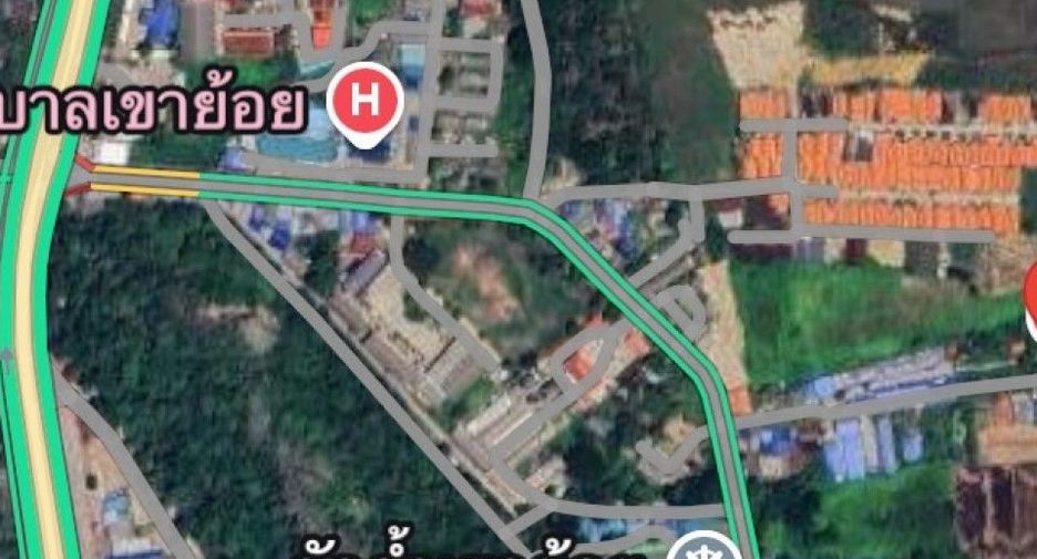 Haus zum Kauf mit 8 Zimmer in Khao Yoi, Phetchaburi