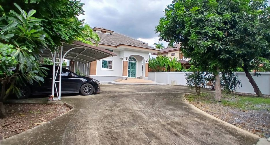 For sale 3 bedrooms house in Mueang Pathum Thani, Pathum Thani