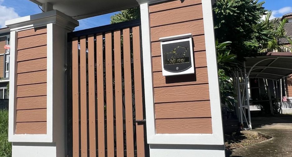 For sale 3 bedrooms house in Mueang Pathum Thani, Pathum Thani
