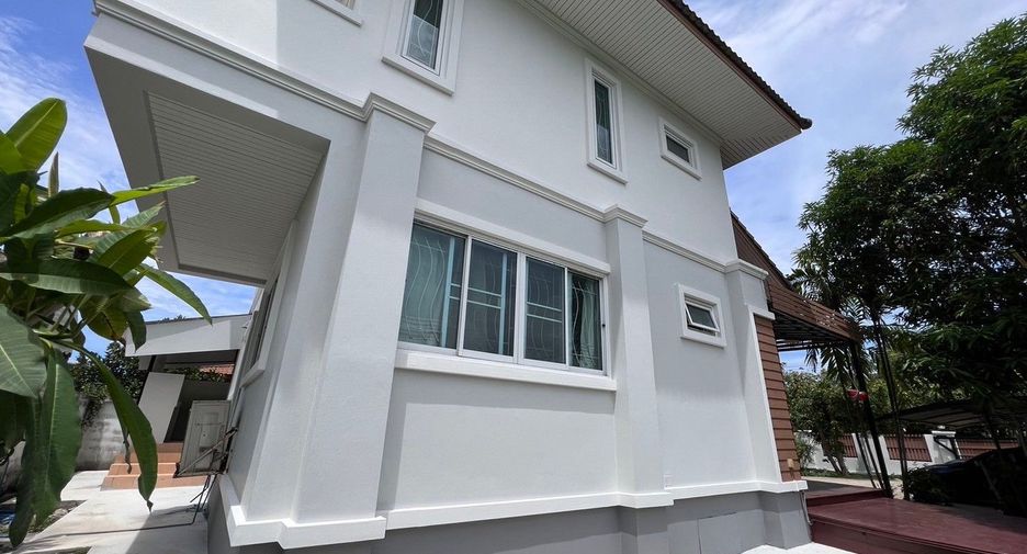 For sale 3 bedrooms house in Mueang Pathum Thani, Pathum Thani