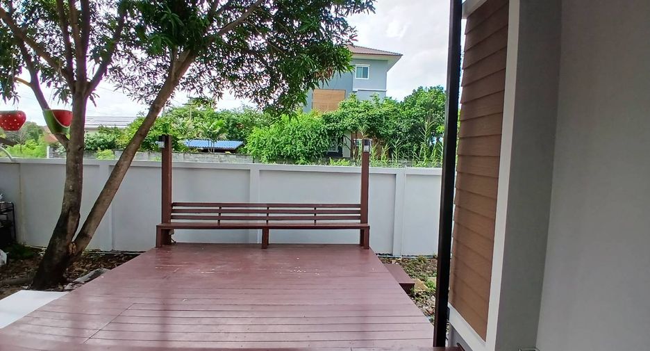 For sale 3 bedrooms house in Mueang Pathum Thani, Pathum Thani