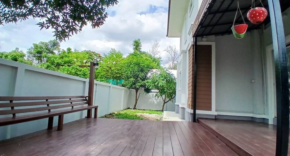 For sale 3 bedrooms house in Mueang Pathum Thani, Pathum Thani