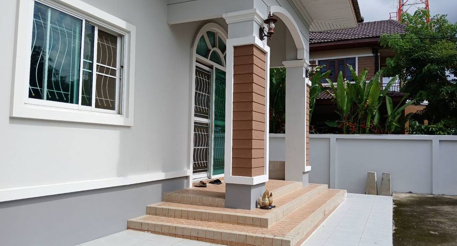 For sale 3 bedrooms house in Mueang Pathum Thani, Pathum Thani