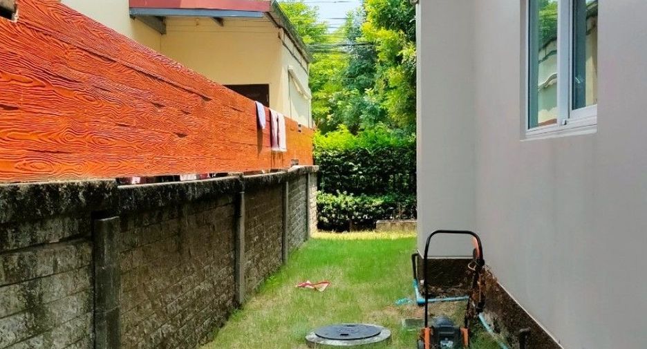 Casa en venta de 3 habitaciones en Bang Khun Thian, Bangkok