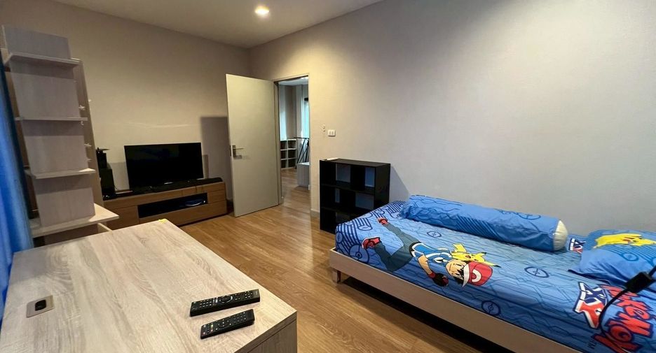 For sale studio house in Saphan Sung, Bangkok