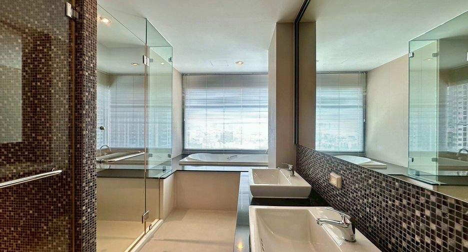 For sale 2 ベッドルーム condo in Pratumnak, Pattaya