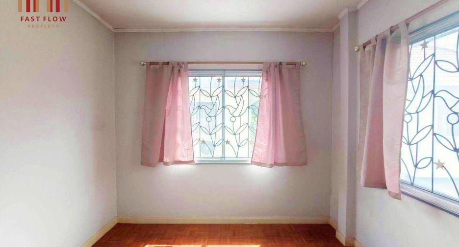 À vendre 4 chambres maison à Thanyaburi, Pathum Thani