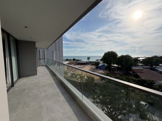 Condo en alquiler de 3 habitaciones en Na Jomtien, Pattaya