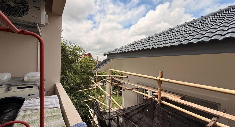 For rent 6 ベッドルーム retail Space in Mueang Chiang Mai, Chiang Mai