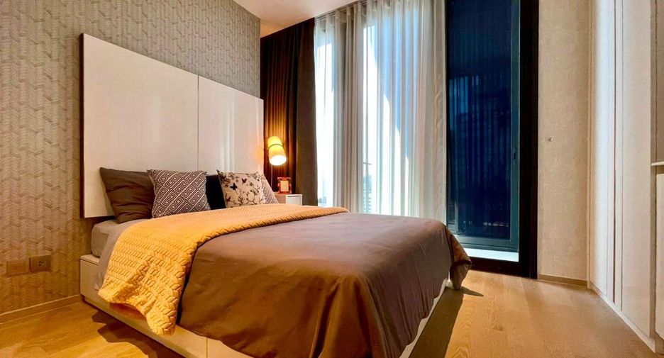 For rent 2 bedrooms condo in Bang Rak, Bangkok