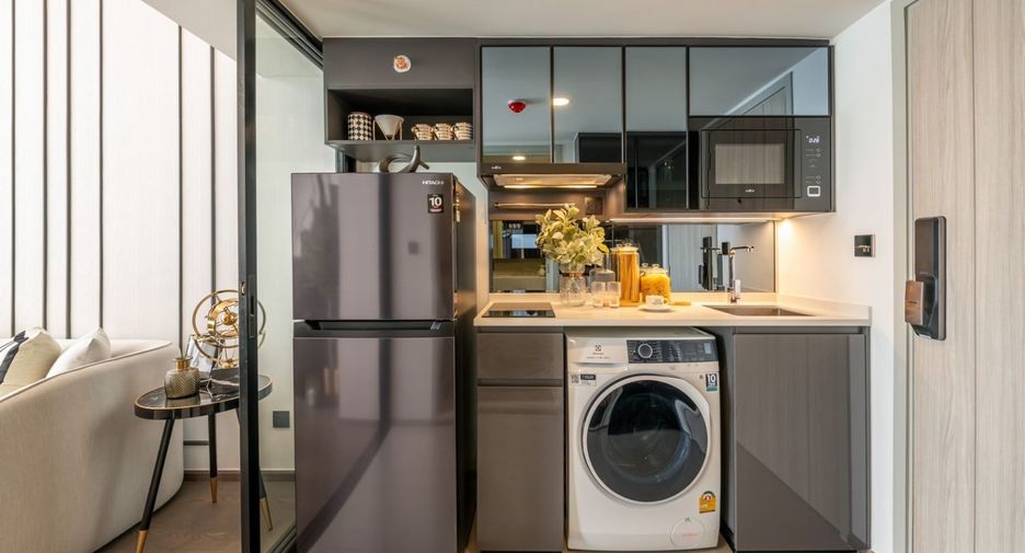 For rent 1 bed condo in Bang Rak, Bangkok