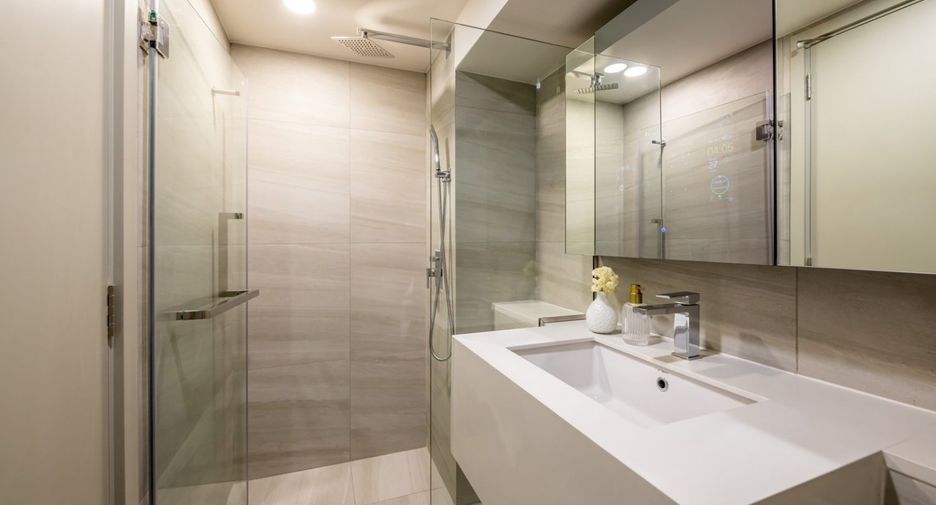 For rent 1 bed condo in Bang Rak, Bangkok