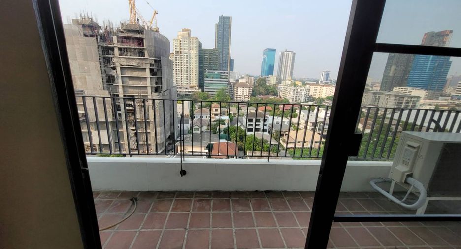 Condo en alquiler de 1 habitaciones en Watthana, Bangkok