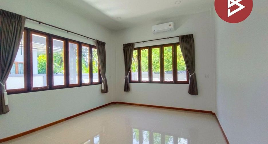 For sale 3 ベッドルーム house in Mueang Samut Songkhram, Samut Songkhram