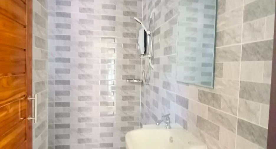 For sale 3 ベッドルーム house in Mueang Samut Songkhram, Samut Songkhram
