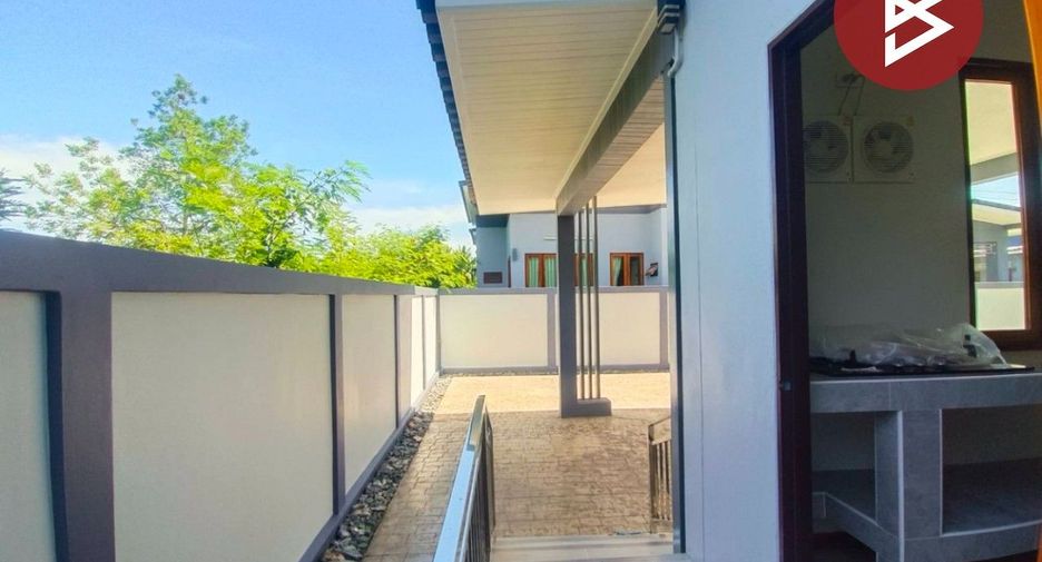 For sale 3 ベッドルーム house in Mueang Samut Songkhram, Samut Songkhram