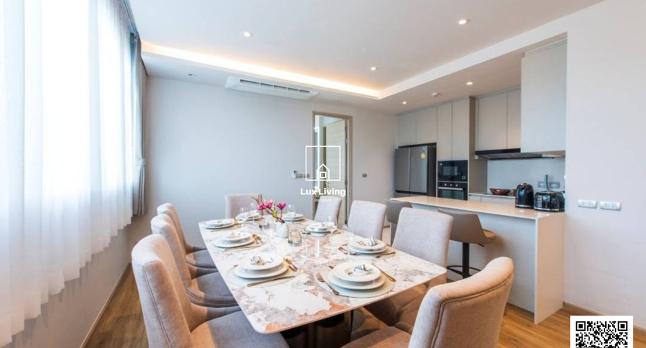 For rent 3 bedrooms condo in Mueang Samut Prakan, Samut Prakan