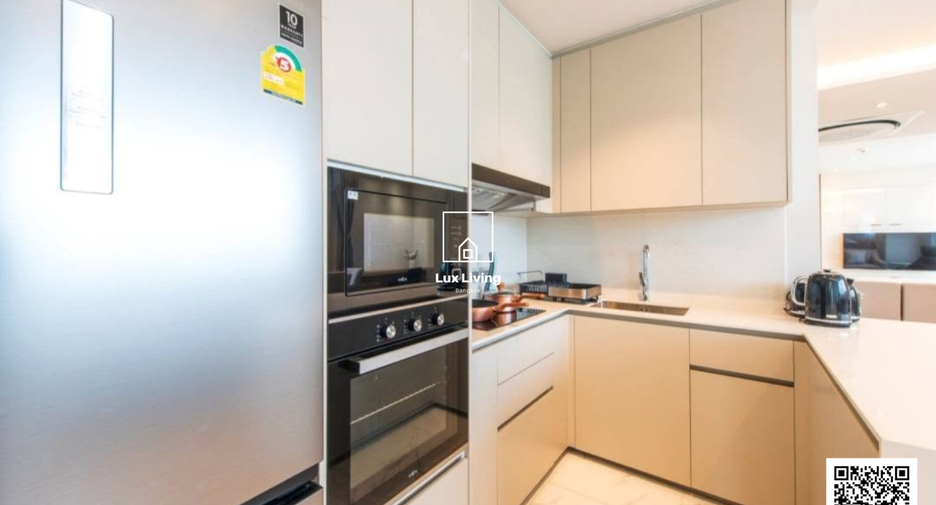For rent 3 bedrooms condo in Mueang Samut Prakan, Samut Prakan