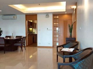 À louer 2 chambres condo à Sathon, Bangkok