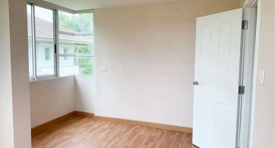 For sale 3 bedrooms house in Prawet, Bangkok