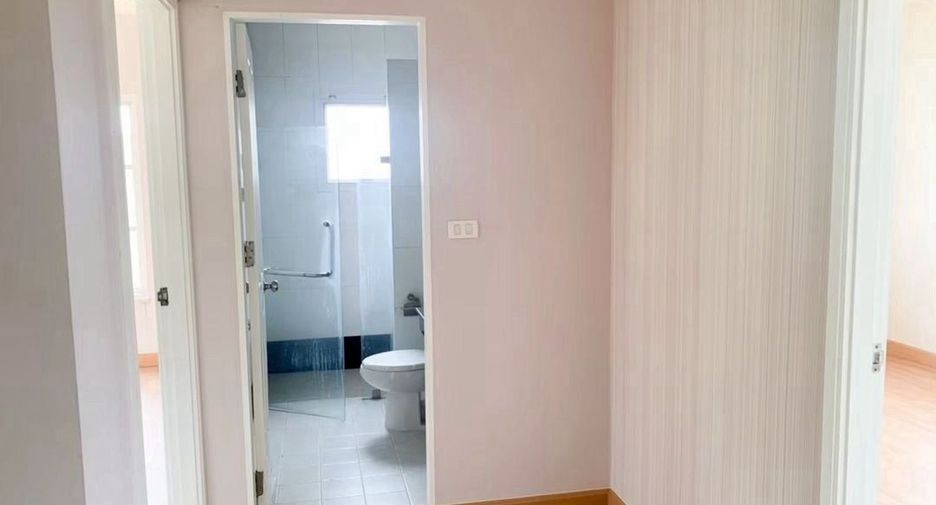 For sale 3 bedrooms house in Prawet, Bangkok
