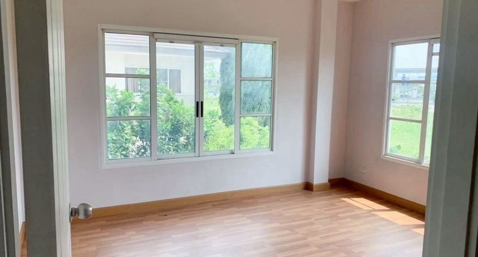 For sale 3 bedrooms house in Prawet, Bangkok